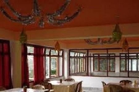 The Golden Crest Hotel Ґанґток Екстер'єр фото